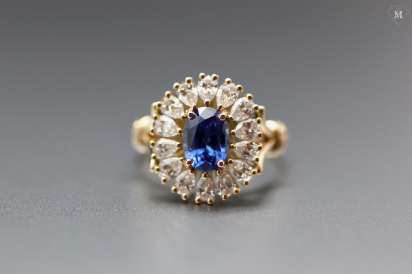 Atelier MÄHLER - Bague de fiançaailles||Bague de fiançailles - Atelier MÄHLER|Atelier MÄHLER - bague de fiançailles