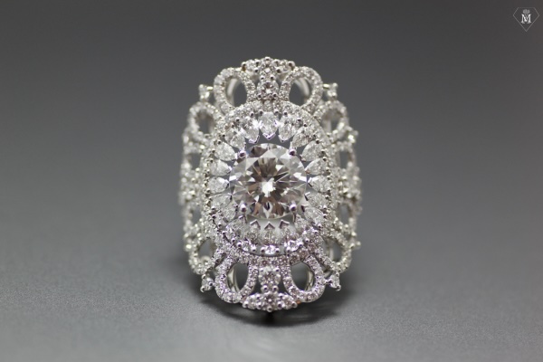Bague diamants et platine||