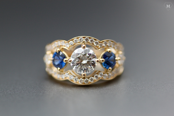Bague diamant et saphirs|||