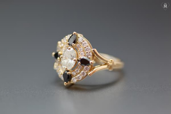 Création sur-mesure unique|Bague de fiançailles diamants|Bague sur-mesure unique|Bague sur-mesure unique|Bague sur-mesure unique